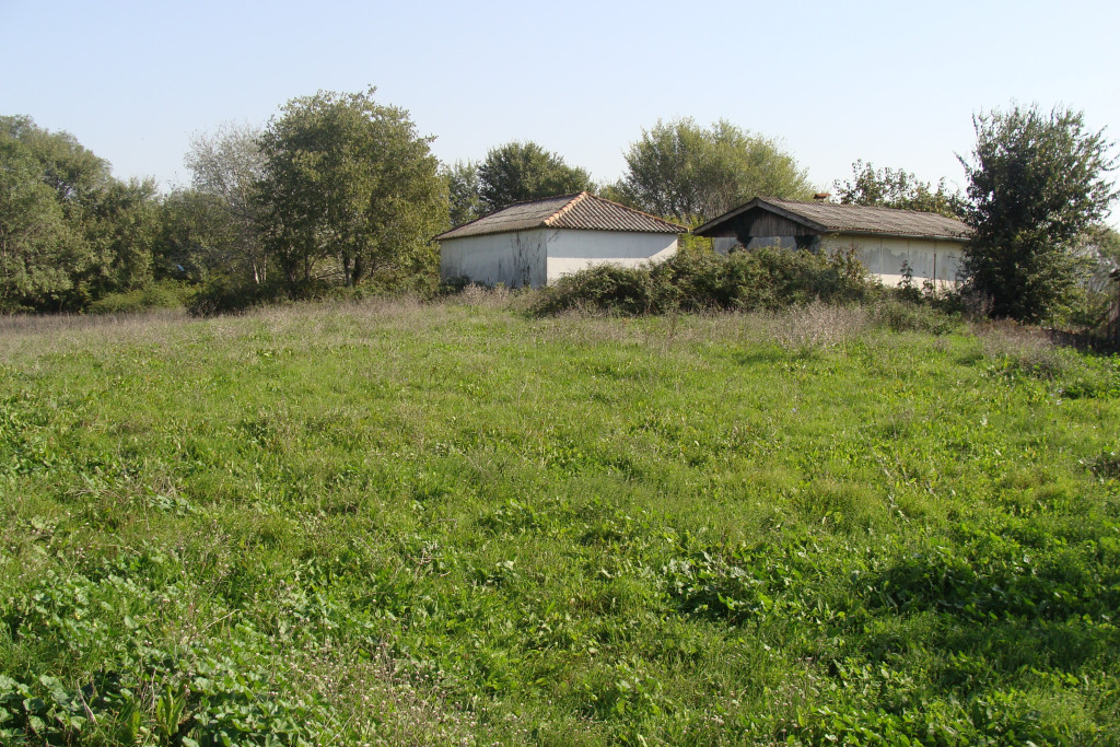 Haus zum Verkauf in Ulcinj auf einem großen Grundstück von 4070m2 1